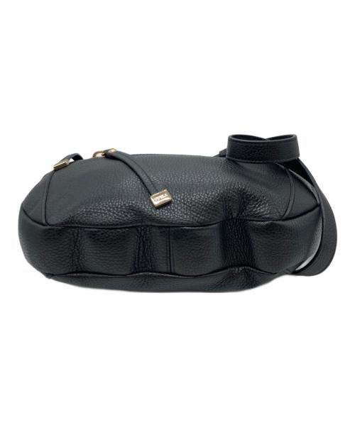 FURLA（フルラ）FURLA (フルラ) シボレザーショルダーバッグ ブラックの古着・服飾アイテム