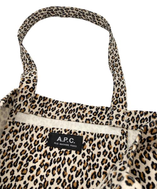 A.P.C.（アーペーセー）A.P.C. (アーペーセー) レオパード柄トートバッグ ベージュの古着・服飾アイテム