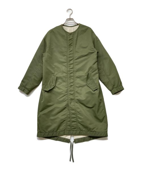 MACPHEE（マカフィー）MACPHEE (マカフィー) ナイロンフリース リバーシブルノーカラーコート オリーブ×ホワイト サイズ:sizeSの古着・服飾アイテム