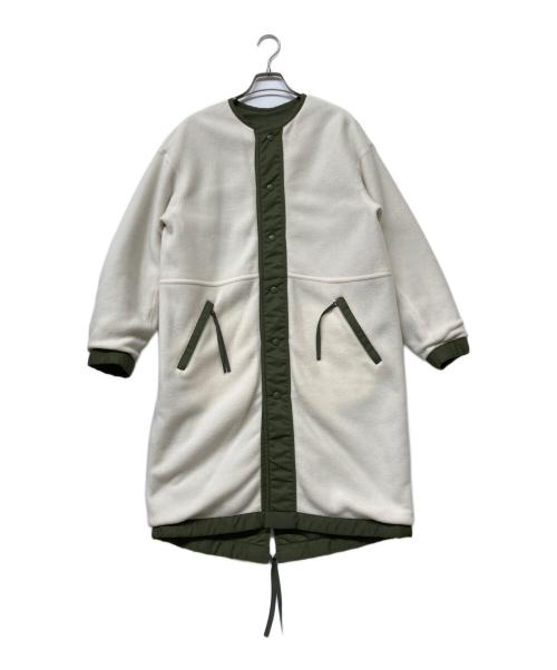 MACPHEE（マカフィー）MACPHEE (マカフィー) ナイロンフリース リバーシブルノーカラーコート オリーブ×ホワイト サイズ:sizeSの古着・服飾アイテム