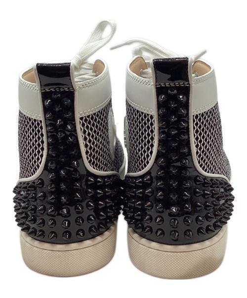 Christian Louboutin（クリスチャン・ルブタン）Christian Louboutin (クリスチャン・ルブタン) スタッズハイカットスニーカー ホワイト×ブラック サイズ:42 1/2の古着・服飾アイテム