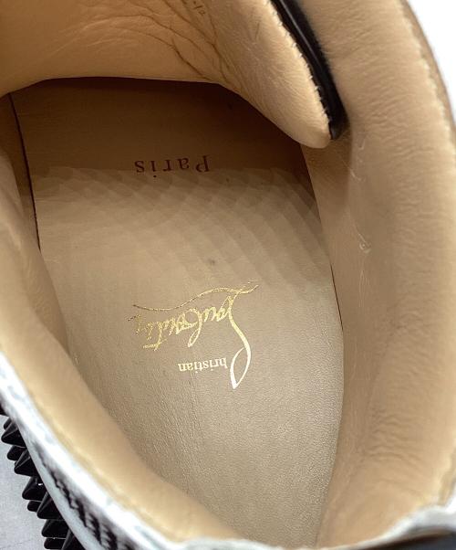 Christian Louboutin（クリスチャン・ルブタン）Christian Louboutin (クリスチャン・ルブタン) スタッズハイカットスニーカー ホワイト×ブラック サイズ:42 1/2の古着・服飾アイテム