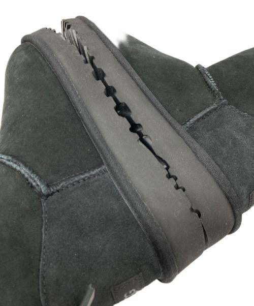 UGG（アグ）UGG (アグ) Classic Dudble Bow Mini（クラシック ダブル ボウ ミニ） ブラック サイズ:SIZE 23cmの古着・服飾アイテム