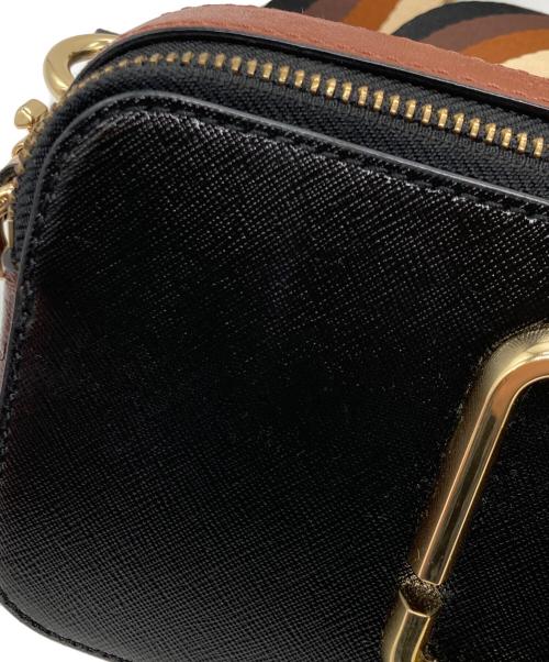 MARC JACOBS（マークジェイコブス）MARC JACOBS (マークジェイコブス) ザ スナップショット ブラウン×ブラックの古着・服飾アイテム