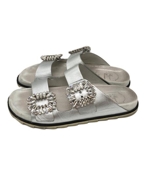 Roger Vivier（ロジェ ヴィヴィエ）Roger Vivier (ロジェ ヴィヴィエ) SLIDY VIV STRASS BUCKLスライディー ヴィヴ ストラス バックル シルバー サイズ:37の古着・服飾アイテム