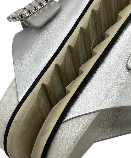 Roger Vivier（ロジェ ヴィヴィエ）Roger Vivier (ロジェ ヴィヴィエ) SLIDY VIV STRASS BUCKLスライディー ヴィヴ ストラス バックル シルバー サイズ:37の古着・服飾アイテム