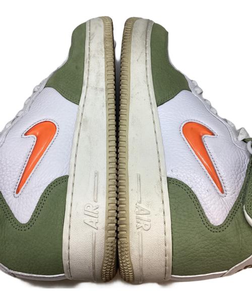 NIKE（ナイキ）NIKE AIR FORCE 1 MID QS WHITE/TOTAL ORANGE-OIL GREEN-SAIL/エア フォース 1 ミッド キューズ ホワイト/トータルオレンジ-オイルグリーン-セイル ホワイト×グリーン サイズ:27の古着・服飾アイテム