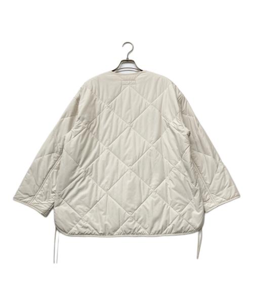 SHIPS（シップス）SHIPS (シップス) サイド ジップ キルティング コート ホワイト サイズ:sizeMの古着・服飾アイテム