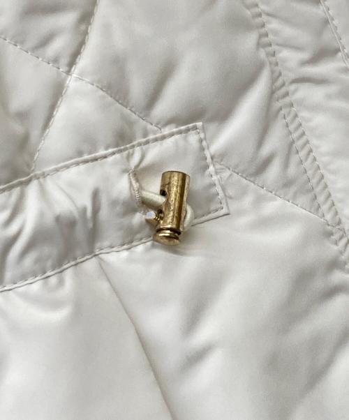 SHIPS（シップス）SHIPS (シップス) サイド ジップ キルティング コート ホワイト サイズ:sizeMの古着・服飾アイテム