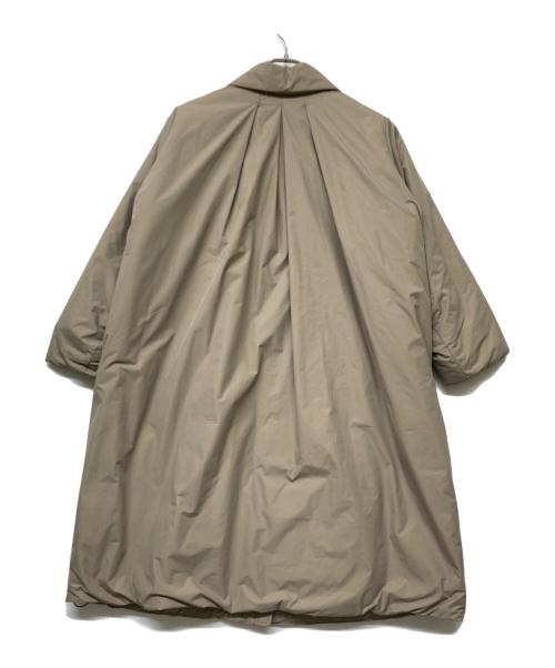 DESCENTE ALLTERRAIN（デザイント オルテライン）DESCENTE ALLTERRAIN (デザイント オルテライン) 25AW INSULATED LIGHTWEIGHT COAT/インサレーテッド ライトウェイト コート ベージュ サイズ:Mの古着・服飾アイテム