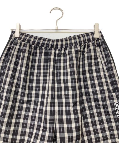 SUPREME（シュプリーム）SUPREME (シュプリーム) 25AW Plaid Warm Up Pant25エーダブリュー プレイド ワームアップ パンツ ブラック×グレー サイズ:sizeSの古着・服飾アイテム