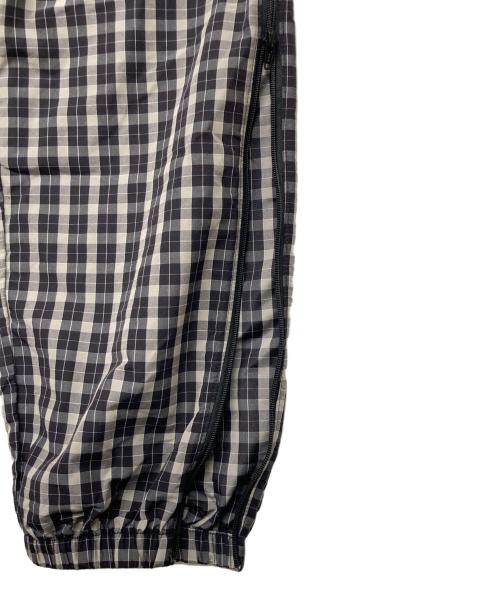 SUPREME（シュプリーム）SUPREME (シュプリーム) 25AW Plaid Warm Up Pant25エーダブリュー プレイド ワームアップ パンツ ブラック×グレー サイズ:sizeSの古着・服飾アイテム