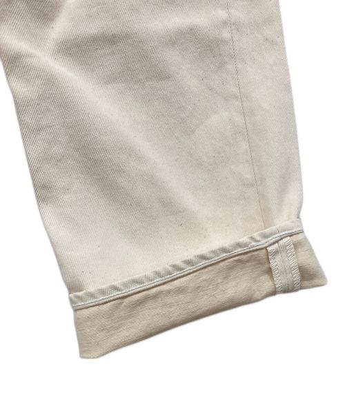 AURALEE（オーラリー）AURALEE (オーラリー) デニムパンツ アイボリー サイズ:25の古着・服飾アイテム