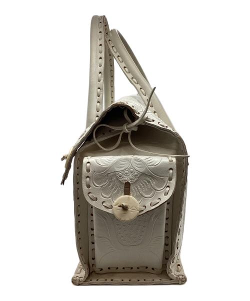 Carving Tribes（カービングトライブス）CARVING TRIBES (カービングトライブス) ハンドバッグ ホワイトの古着・服飾アイテム