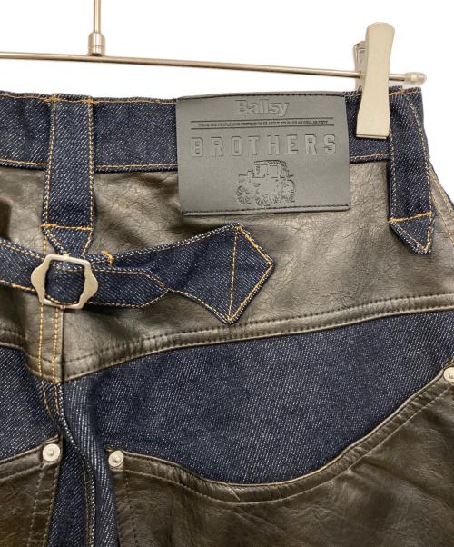 Ballsy.Brothers（ボールジーブラザーズ）Ballsy.Brothers (ボールジーブラザーズ) ウエスタンダブルニーレザースイッチングワイドデニムパンツ インディゴ サイズ:Mの古着・服飾アイテム