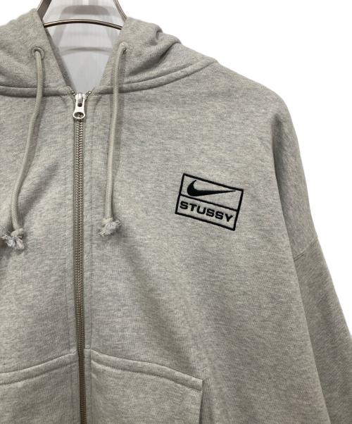 NIKE（ナイキ）NIKE (ナイキ) stussy (ステューシー) パーカー グレー サイズ:XLの古着・服飾アイテム