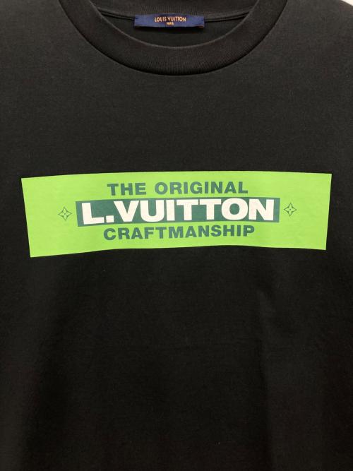 LOUIS VUITTON（ルイ ヴィトン）LOUIS VUITTON (ルイ ヴィトン) クラフトマンシップロゴ Tシャツ RM221 DT3 HMY61W ブラック サイズ:Lの古着・服飾アイテム
