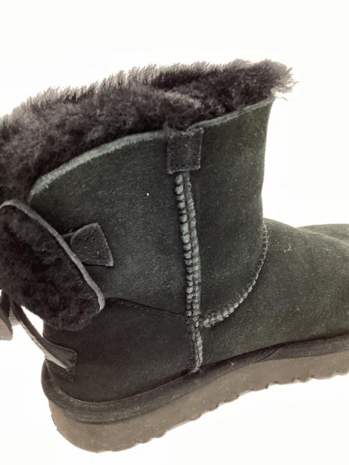 UGG（アグ）UGG (アグ) Classic Dudble Bow Mini / クラシック ダブル ボウ ミニ ブラック サイズ:23の古着・服飾アイテム