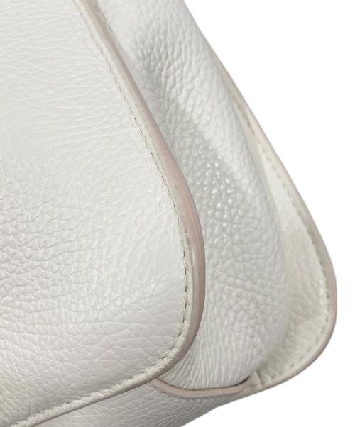 FURLA（フルラ）FURLA (フルラ) ショルダーバッグ ホワイトの古着・服飾アイテム