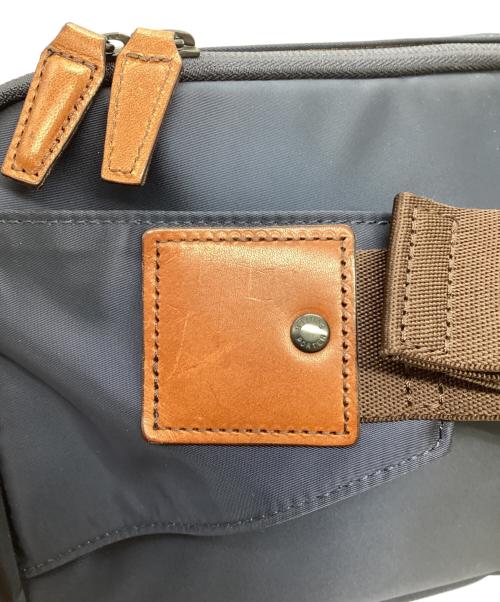 PORTER（ポーター）PORTER (ポーター) フラッシュウエストバッグ ネイビーの古着・服飾アイテム