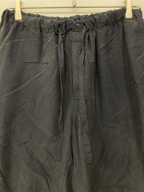 URU（ウル）URU (ウル) シルクイージーパンツ ネイビー サイズ:2の古着・服飾アイテム