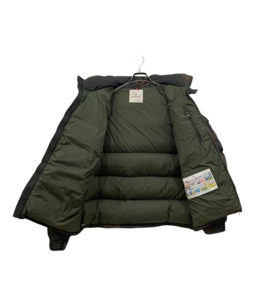 MONCLER（モンクレール）MONCLER (モンクレール) マヤ カモ柄ダウンジャケット　C20914036605 カーキ×ブラウン サイズ:3の古着・服飾アイテム