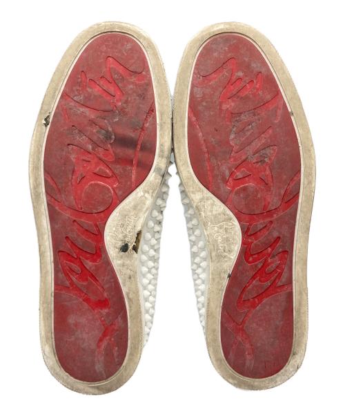 Christian Louboutin（クリスチャン・ルブタン）Christian Louboutin (クリスチャン・ルブタン) スタッズスリッポン ホワイト サイズ:40の古着・服飾アイテム