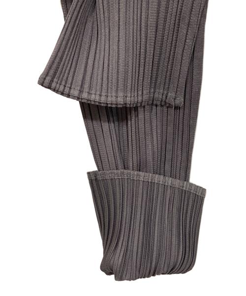 ISSEY MIYAKE（イッセイミヤケ）ISSEY MIYAKE (イッセイミヤケ) プリーツカーディガン グレー サイズ:Lの古着・服飾アイテム