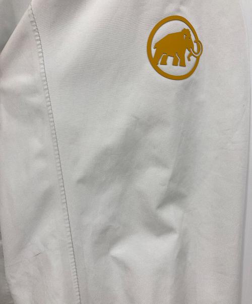 MAMMUT（マムート）MAMMUT (マムート) マウンテンパーカー ホワイト サイズ:Sの古着・服飾アイテム