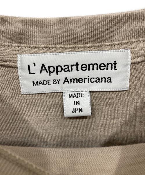 L'appartement（アパルトモン）L'appartement (アパルトモン) プリントTシャツ ベージュ サイズ:不明の古着・服飾アイテム