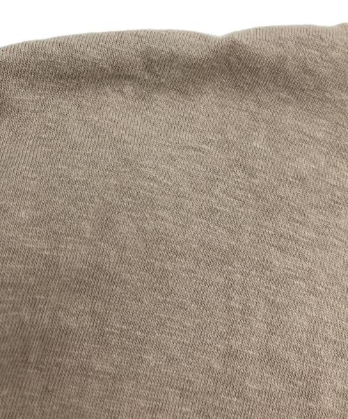 L'appartement（アパルトモン）L'appartement (アパルトモン) プリントTシャツ ベージュ サイズ:不明の古着・服飾アイテム