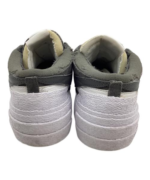 NIKE（ナイキ）NIKE (ナイキ) sacai (サカイ) ローカットスニーカー グレー サイズ:28ｃｍの古着・服飾アイテム