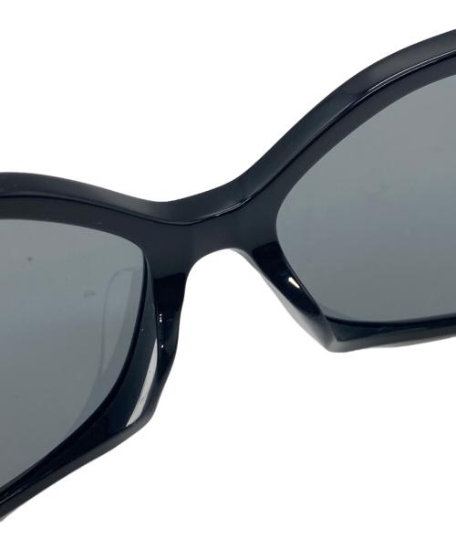 FENDI（フェンディ）FENDI (フェンディ) バタフライサングラス ブラック サイズ:55□16 145の古着・服飾アイテム