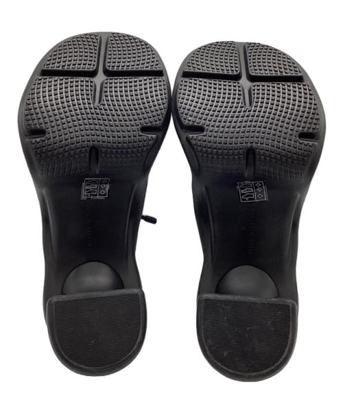 CHARLES & KEITH（チャールズアンドキース）CHARLES & KEITH (チャールズアンドキース) レイラレースアップサンダル ブラック サイズ:38の古着・服飾アイテム