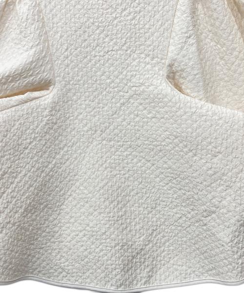 machatt（マチャット）machatt (マチャット) ボリュームスリーブ キルティングブラウス ホワイト サイズ:Fの古着・服飾アイテム