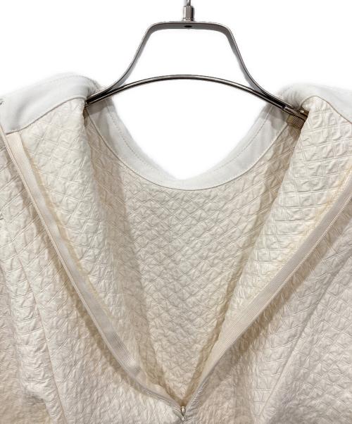 machatt（マチャット）machatt (マチャット) ボリュームスリーブ キルティングブラウス ホワイト サイズ:Fの古着・服飾アイテム