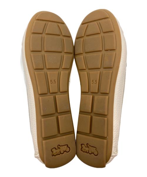 COACH（コーチ）COACH (コーチ) ローファー/	FG4581 アイボリー サイズ:SIZE　5.5の古着・服飾アイテム