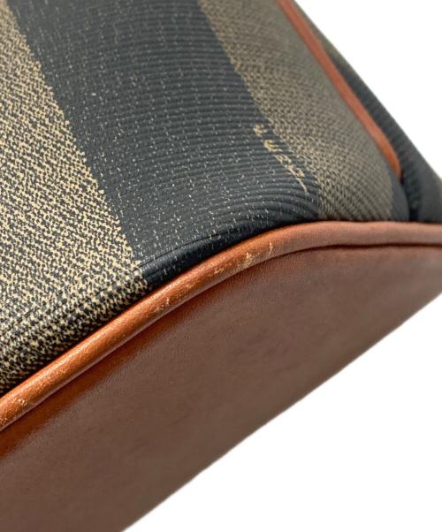 FENDI（フェンディ）FENDI (フェンディ) PVCレザーハンドバッグ ベージュの古着・服飾アイテム