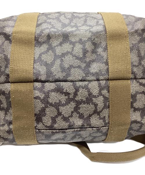 Yves Saint Laurent（イヴサンローラン）Yves Saint Laurent (イヴサンローラン) ジラフ柄 PVCボストンバッグ ベージュの古着・服飾アイテム