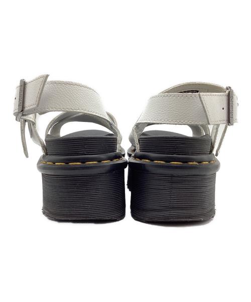 Dr.Martens（ドクターマーチン）Dr.Martens (ドクターマーチン) VOSS Ⅱ QUAD / ヴォス 2 クアッド ホワイト サイズ:UK3の古着・服飾アイテム