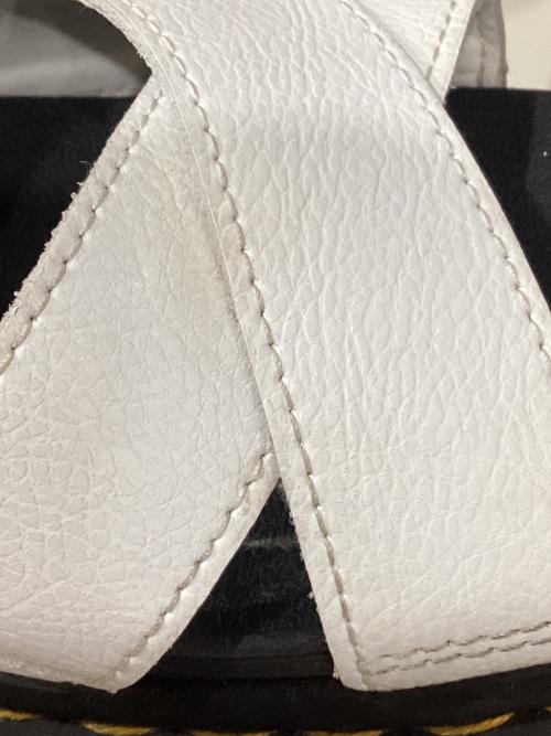 Dr.Martens（ドクターマーチン）Dr.Martens (ドクターマーチン) VOSS Ⅱ QUAD / ヴォス 2 クアッド ホワイト サイズ:UK3の古着・服飾アイテム