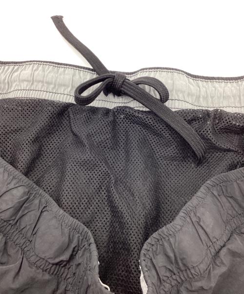 C.P COMPANY（シーピーカンパニー）C.P COMPANY (シーピーカンパニー) カーゴスウィムショーツ ブラック サイズ:48の古着・服飾アイテム