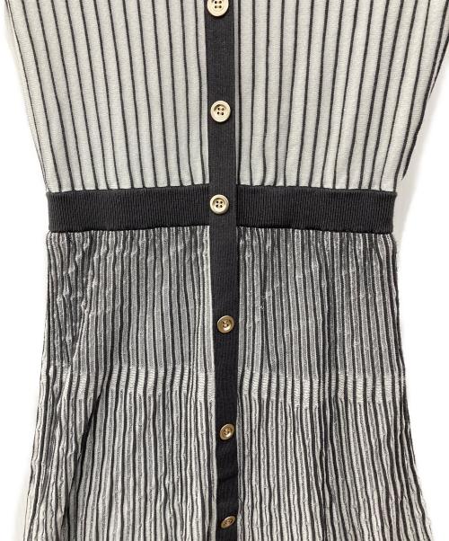 JUSGLITTY（ジャスグリッティー）JUSGLITTY (ジャスグリッティー) ニットワンピース グレー サイズ:1の古着・服飾アイテム