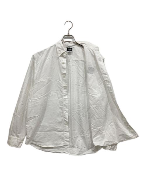 F.C.R.B.（エフシーレアルブリストル）F.C.R.B. (エフシーレアルブリストル) ボタンダウンシャツ ホワイト サイズ:Mの古着・服飾アイテム