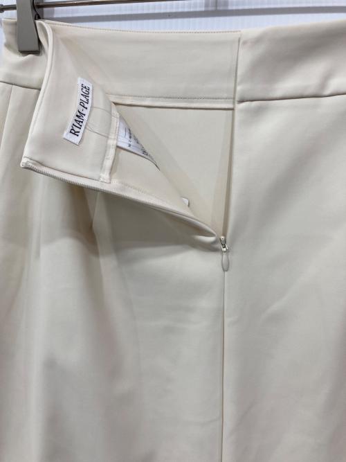 Plage（プラージュ）Plage (プラージュ) ダイバータイトスカート アイボリー サイズ:38の古着・服飾アイテム