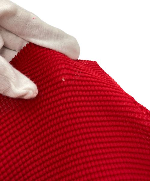 me ISSEY MIYAKE（ミーイッセイ ミヤケ）me ISSEY MIYAKE (ミーイッセイ ミヤケ) 総柄プリーツカットソー レッド サイズ:Freeの古着・服飾アイテム