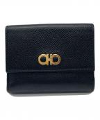 Salvatore Ferragamoサルヴァトーレ フェラガモ）の古着「ガンチーニ3つ折り財布」｜ブラック