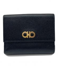 Salvatore Ferragamo（サルヴァトーレ フェラガモ）の古着「ガンチーニ3つ折り財布」｜ブラック