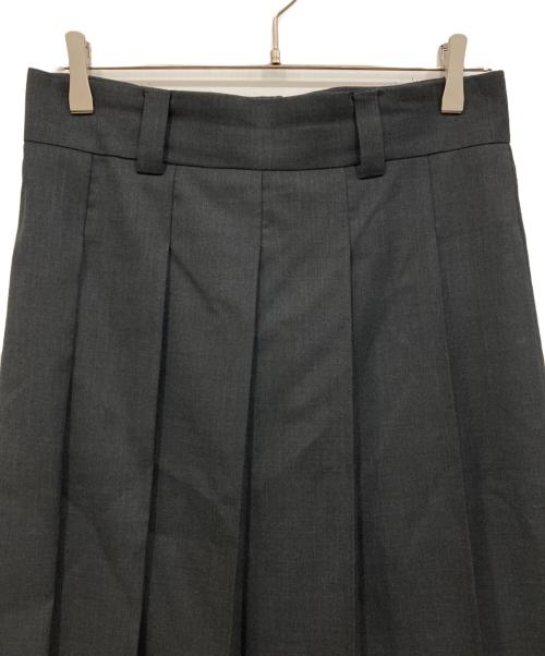 Adam et Rope（アダム エ ロペ）Adam et Rope (アダム エ ロペ) フロントプリーツスカート ネイビー サイズ:38の古着・服飾アイテム