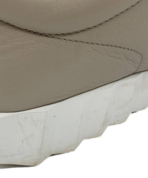 HERMES（エルメス）HERMES (エルメス) バウンシング スニーカー ベージュ サイズ:42.5の古着・服飾アイテム